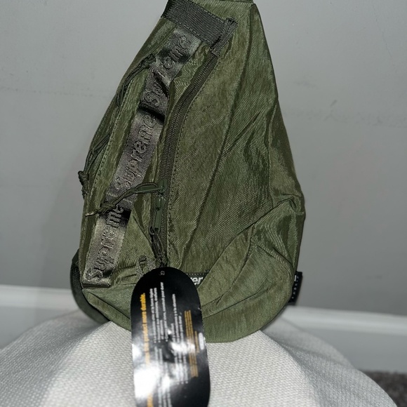 Unisex Supreme Crossbody - Olive - Picture 1 of 2